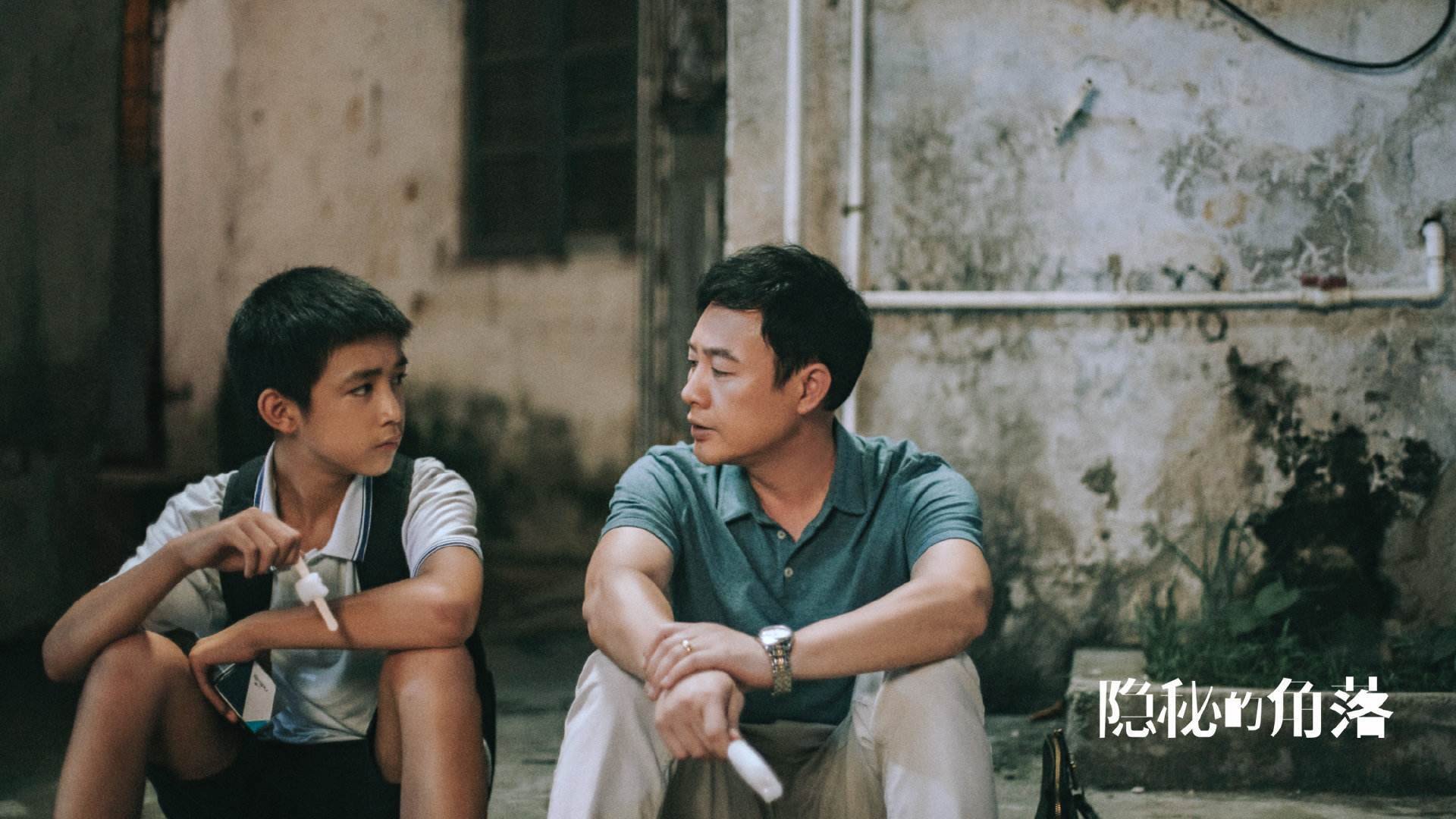 足球历史球星纪念活动在多地同步开展,足球历史明星