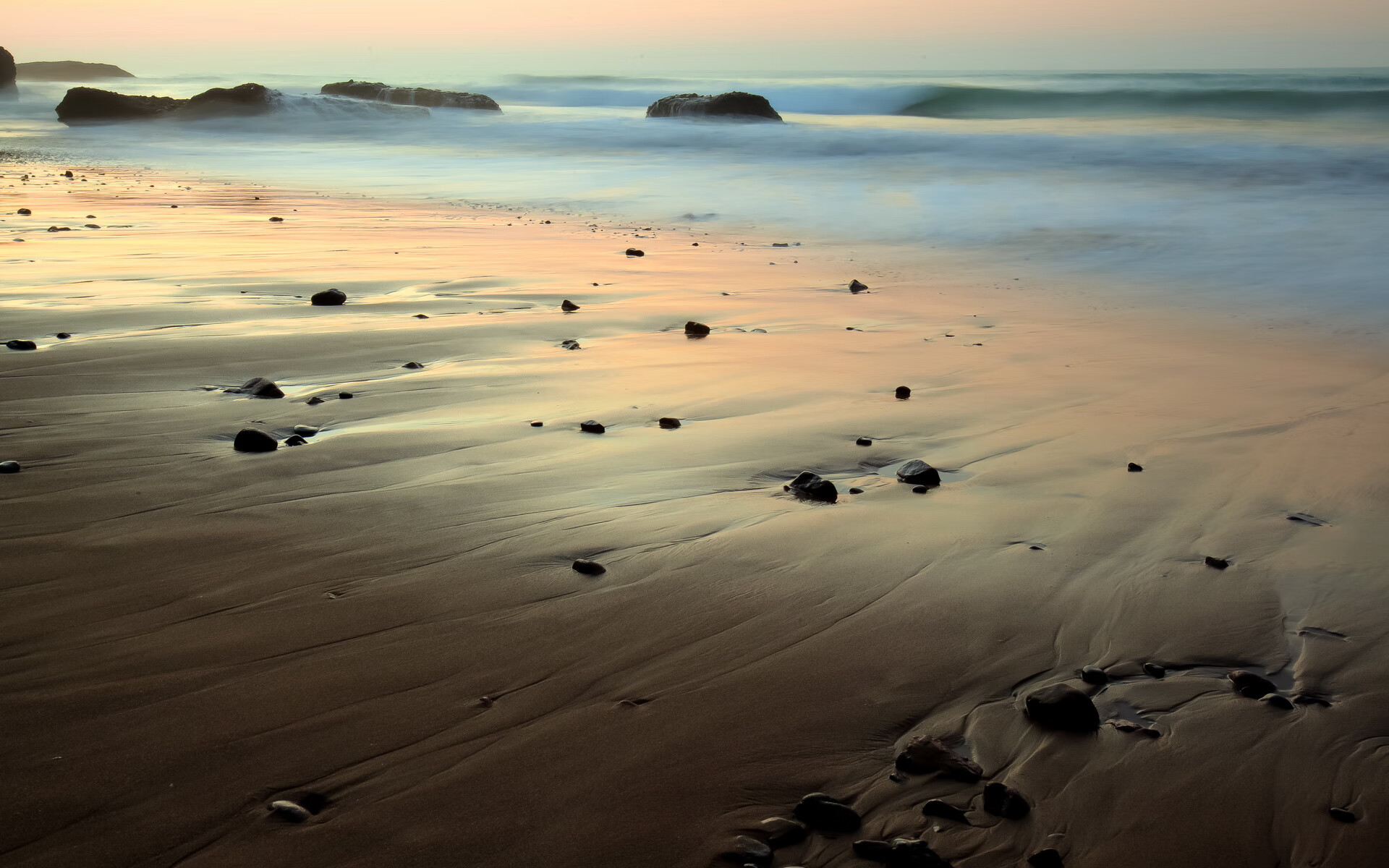 伊朗年轻球员表现抢眼，伊朗足球球员