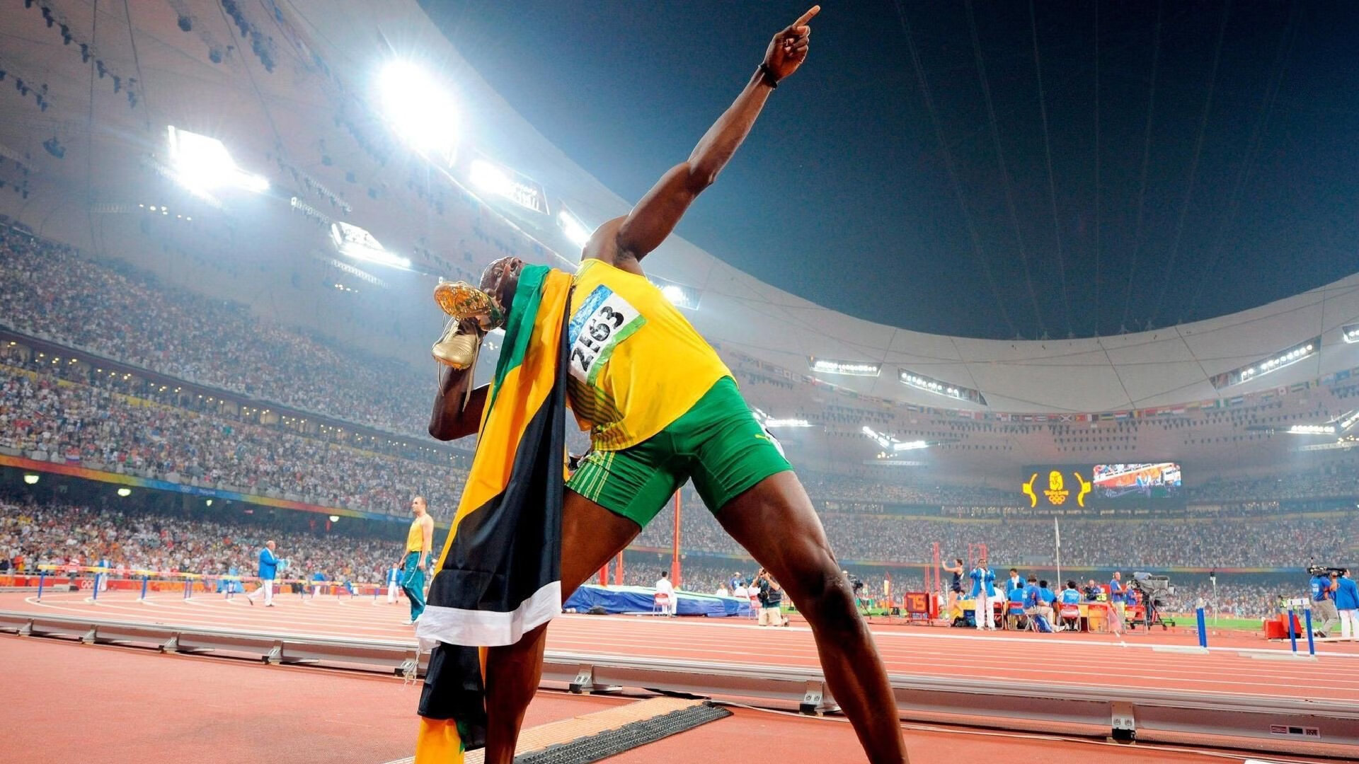 开云官方网站-库里：改变整个NBA的“天外飞仙”！，库里可惜了